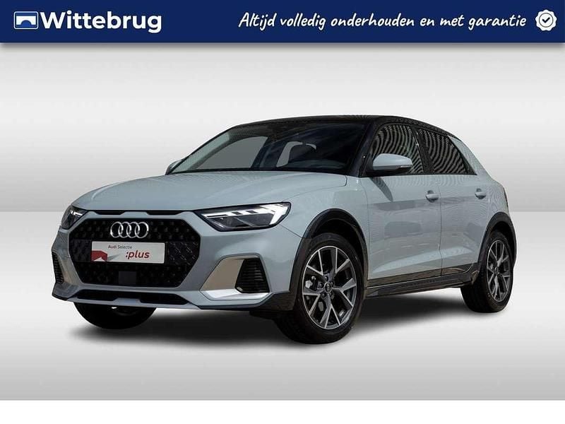Grijs Gebruikt 2024 Audi A1 Advanced Hatchback | € 33.950 (Iets duurder) - Afbeelding 1/3