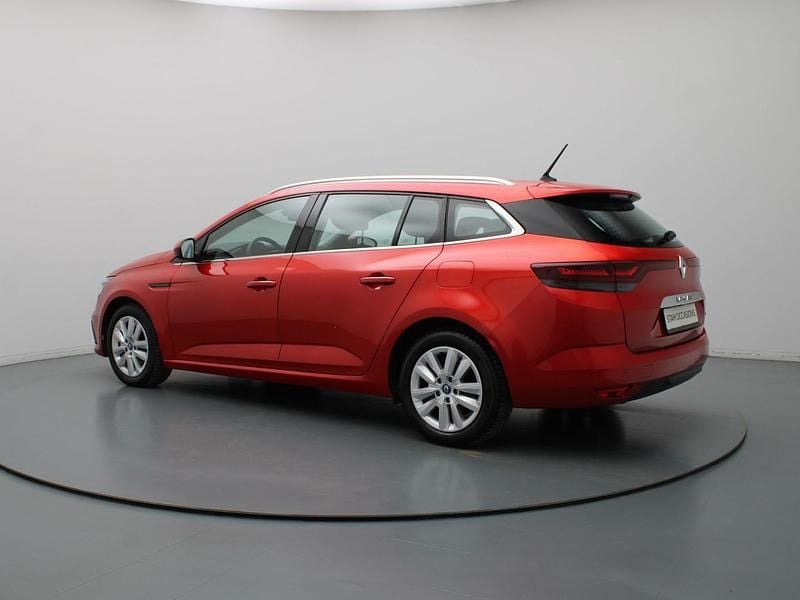 Occasion Renault Megane E-Tech Zen 159 PK (116 kW) 2021 Rood metallic Stationwagen