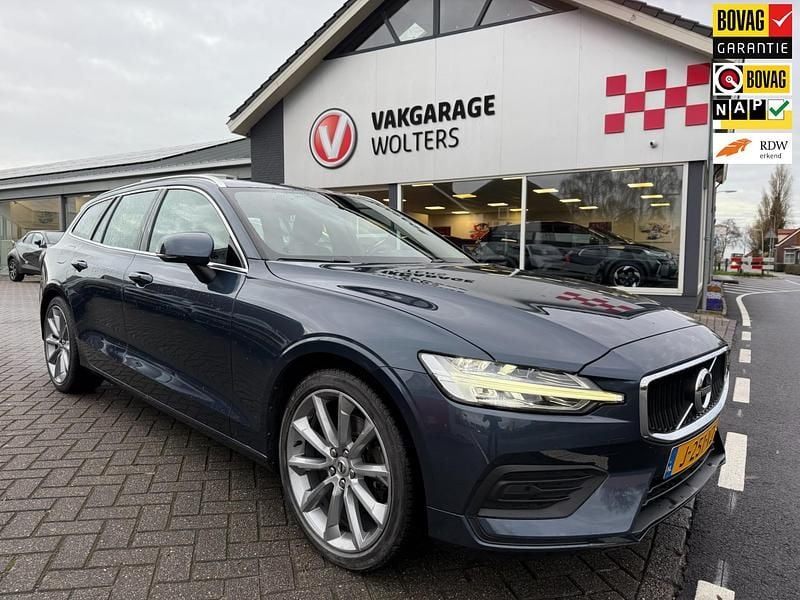 Blauw Gebruikt 2020 Volvo V60 Inscription Stationwagen | € 26.950 (Goede deal) - Afbeelding 1/4