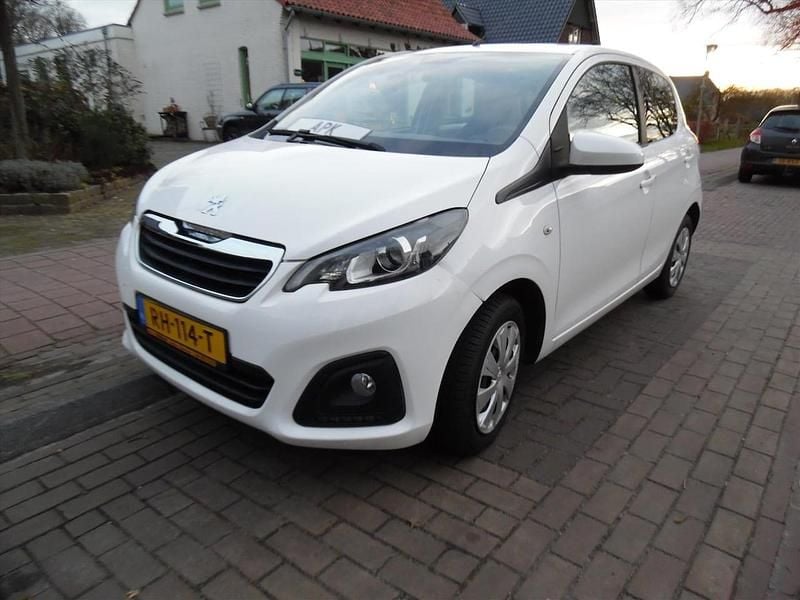 Wit Occasion 2017 Peugeot 108 Hatchback | € 7.499 (Eerlijke prijs) - Afbeelding 1/4