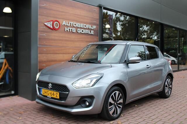 Grijs Gebruikt 2019 Suzuki Swift Hatchback | € 11.995 (Super prijs) - Afbeelding 1/4