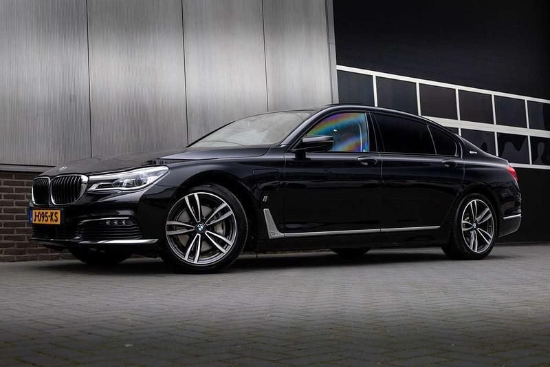 Occasion BMW 740 iPerformance 327 PK (240 kW) 2018 Zwart Sedan