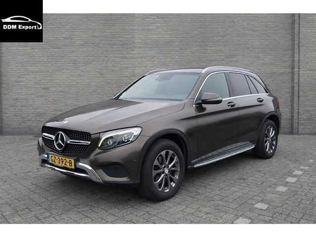 Oranje Occasion 2015 Mercedes GLC220 Ambition SUV | € 17.950 - Afbeelding 1/4