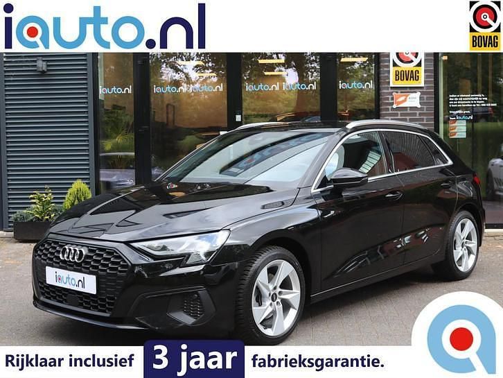 Occasion 2023 Audi A3 Sport Sedan | € 28.945 (Goede deal) - Afbeelding 1/4