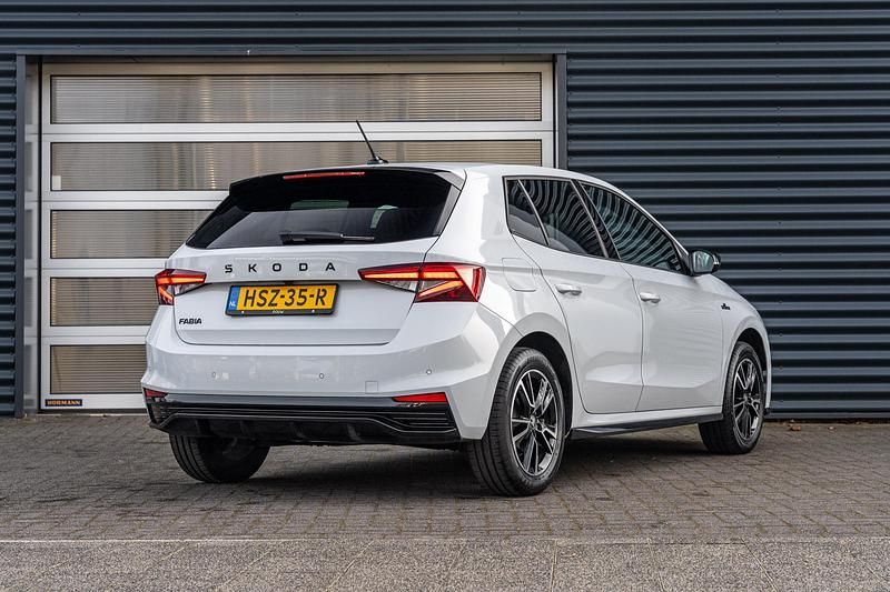 Occasion Skoda Fabia Monte Carlo 116 PK (85 kW) 2025 Wit Hatchback