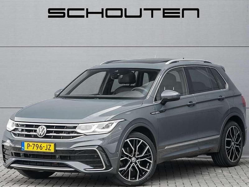 Grijs (metallic) Occasion 2021 VW Tiguan R-line SUV | € 33.900 (Goede deal) - Afbeelding 1/3