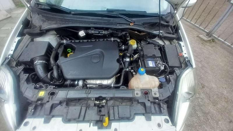 Occasion Fiat Punto Sport 120 PK (88 kW) 2008 Wit Hatchback