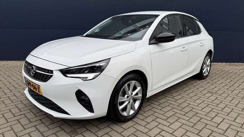 Wit Gebruikt 2023 Opel Corsa Elegance Hatchback | € 18.900 (Eerlijke prijs) - Afbeelding 1/4