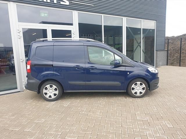 Occasion Ford Transit Trend 2017 Blauw (parellak) Sedan