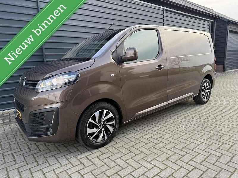 Bruin (metallic) Occasion 2019 Citroën Jumpy MPV | € 15.850 (Goede deal) - Afbeelding 1/4