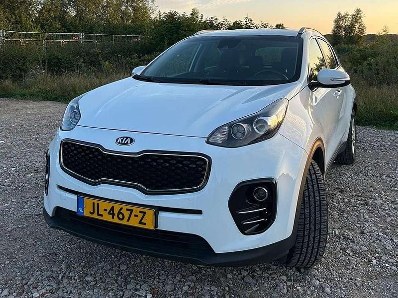 Wit Gebruikt 2016 Kia Sportage First Edition SUV | € 13.000 (Eerlijke prijs) - Afbeelding 1/4