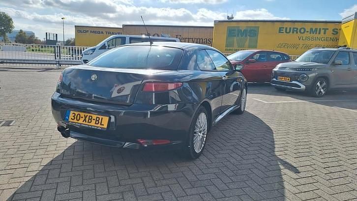 Occasion Alfa Romeo GT 166 PK (122 kW) 2007 Coupé