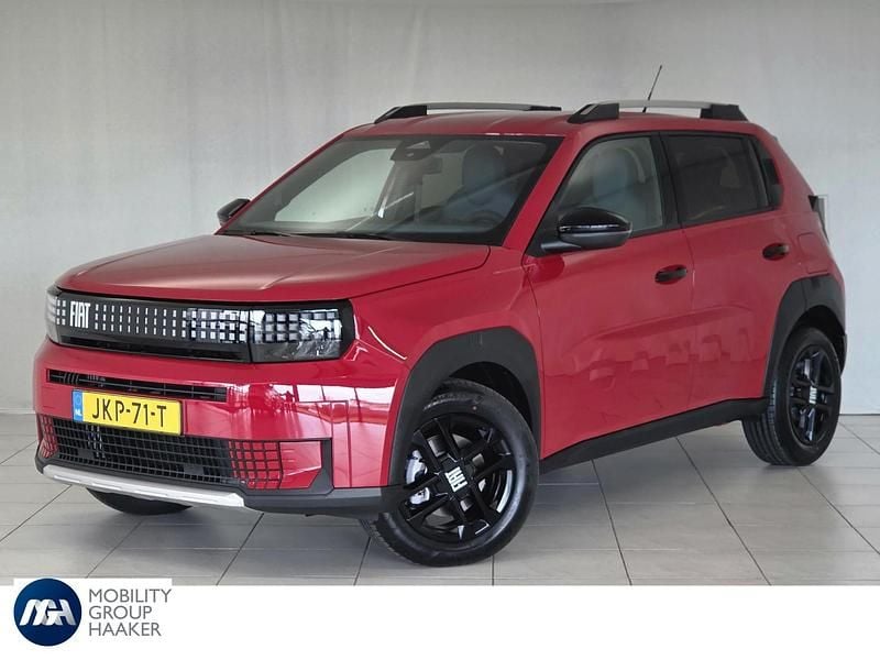 Rood Nieuw 2025 Fiat Panda Icon SUV | € 25.900 (Eerlijke prijs) - Afbeelding 1/4