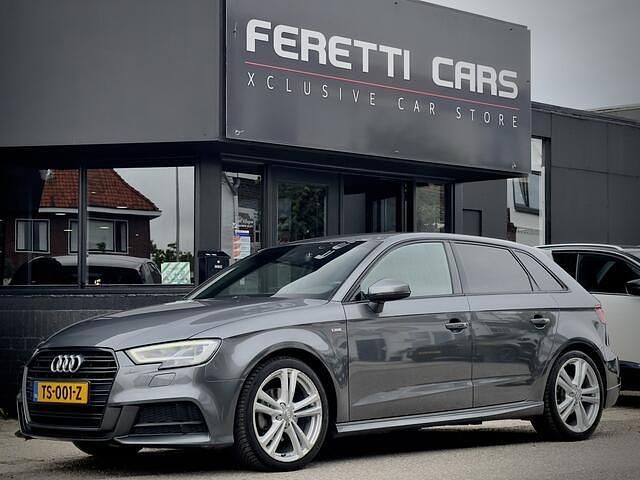 Grijs Gebruikt 2018 Audi A3 Sportback Hatchback | € 8.950 - Afbeelding 1/4