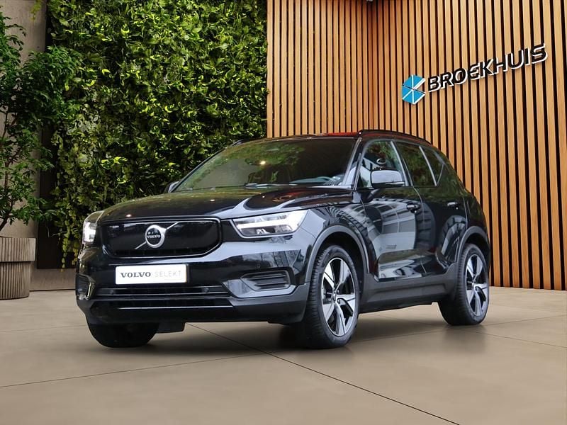 Zwart Gebruikt 2021 Volvo XC40 Plus SUV | € 26.895 (Super prijs) - Afbeelding 1/4