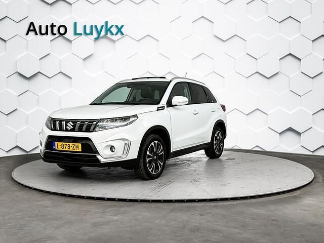 Wit Gebruikt 2021 Suzuki Vitara Style SUV | € 21.740 (Eerlijke prijs) - Afbeelding 1/4