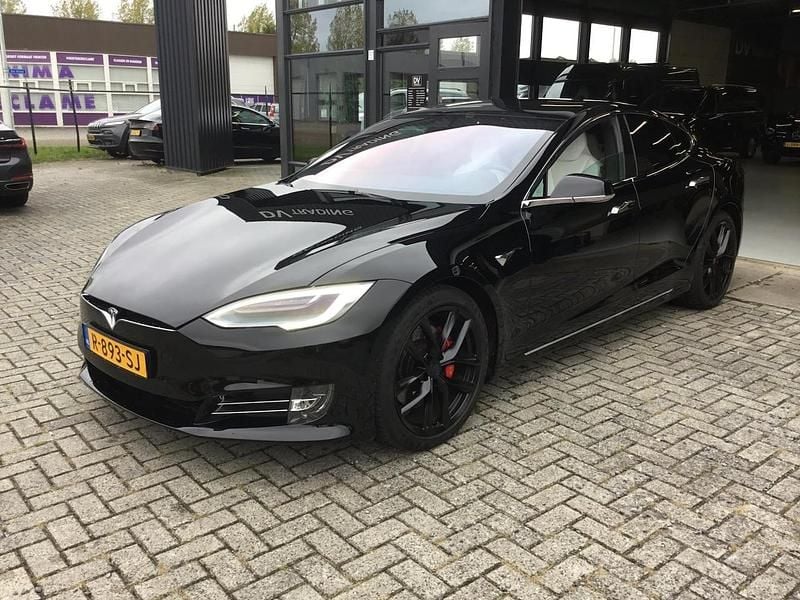 Zwart (metallic) Gebruikt 2020 Tesla Model S Performance Hatchback | € 38.900 (Super prijs) - Afbeelding 1/4