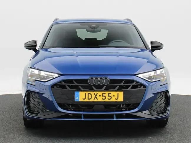 Occasion Audi A3 Sportback e-tron S-Line 204 PK (150 kW) 2025 Blauw Hatchback