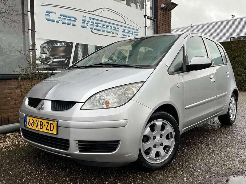 Grijs Gebruikt 2007 Mitsubishi Colt Invite Hatchback | € 1.495 (Goede deal) - Afbeelding 1/4
