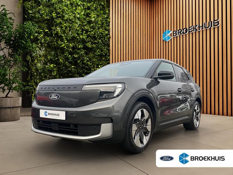 Grijs Gebruikt 2024 Ford Explorer Extended Range SUV | € 39.895 - Afbeelding 1/4