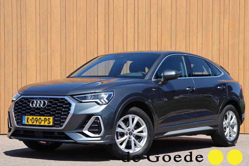 Grijs Gebruikt 2021 Audi Q3 S-Line SUV | € 32.940 - Afbeelding 1/4