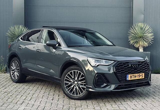 Grijs Gebruikt 2020 Audi Q3 Sportback S-Line SUV | € 34.950 (Goede deal) - Afbeelding 1/4