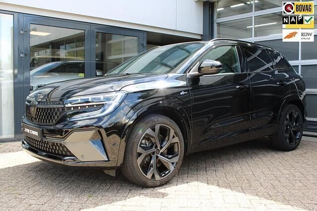 Zwart Gebruikt 2023 Renault Austral Techno Esprit Alpine SUV | € 34.450 (Goede deal) - Afbeelding 1/4