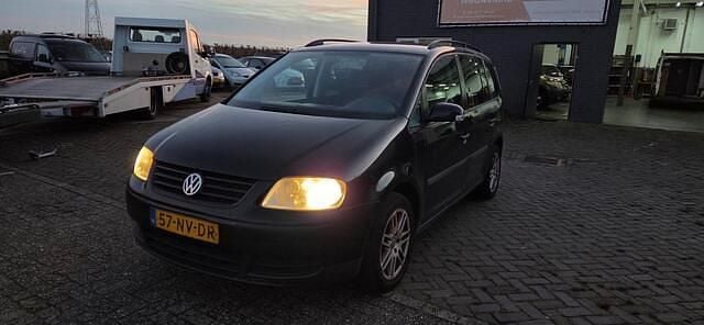 Grijs Gebruikt 2004 VW Touran MPV | € 1.150 (Goede deal) - Afbeelding 1/4