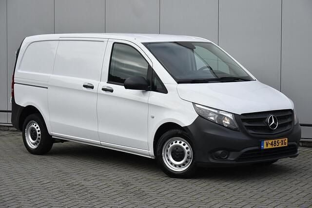 Wit Gebruikt 2019 Mercedes Vito MPV | € 12.949 (Super prijs) - Afbeelding 1/4