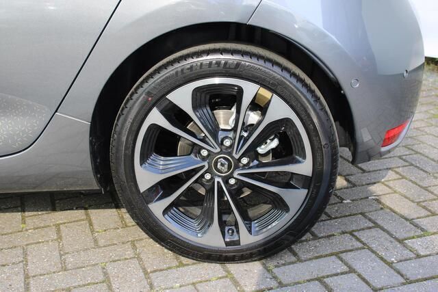 Occasion Renault Zoe Iconic 100 kW (136 PK) 2024 Grijs Hatchback