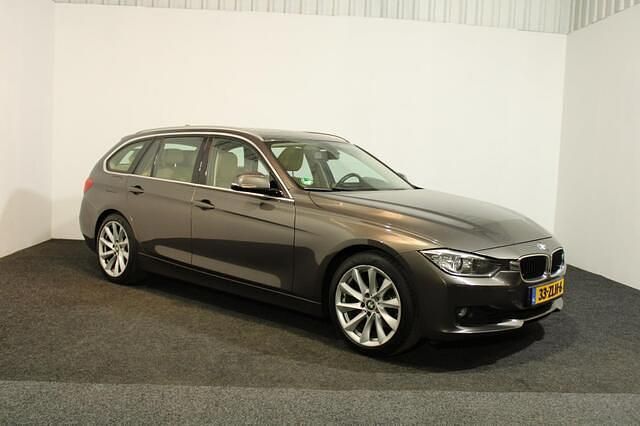 Occasion BMW 320 Executive 184 PK (135 kW) 2013 Bruin Stationwagen