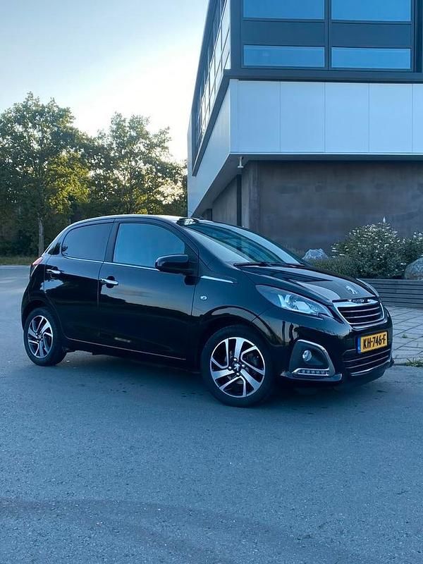 Gebruikt 2016 Peugeot 108 | € 7.950 - Afbeelding 1/4