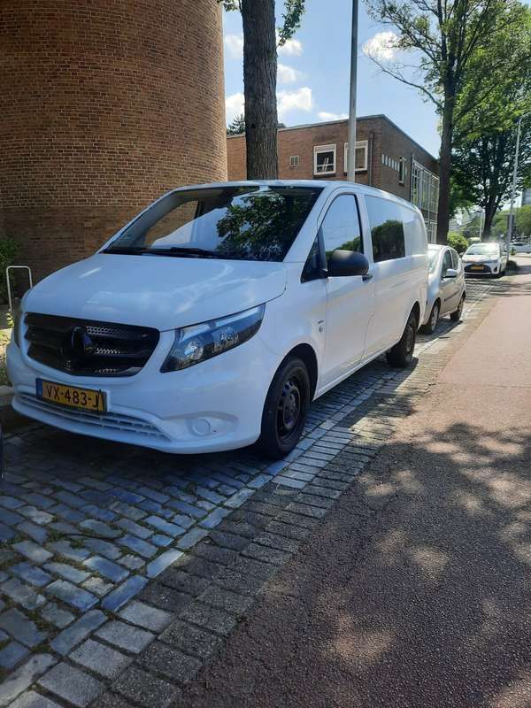 Wit Gebruikt 2016 Mercedes Vito MPV | € 12.500 (Eerlijke prijs) - Afbeelding 1/4