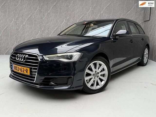 Zwart Gebruikt 2015 Audi A6 Premium Stationwagen | € 18.950 - Afbeelding 1/4