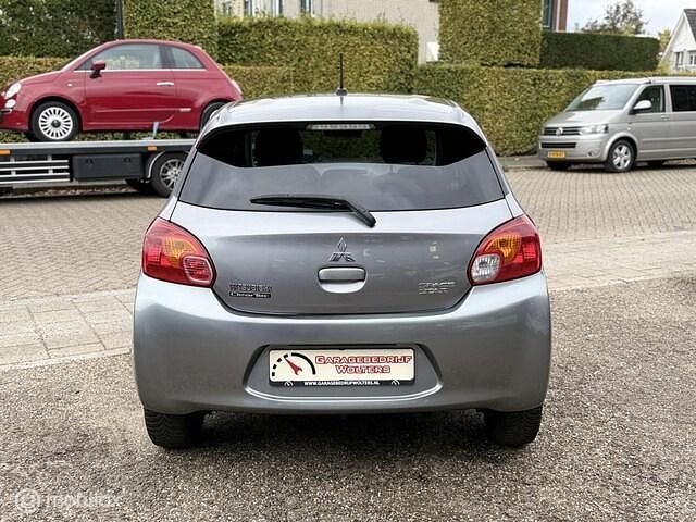 Occasion Mitsubishi Space Star 2016 Grijs (metallic) Hatchback