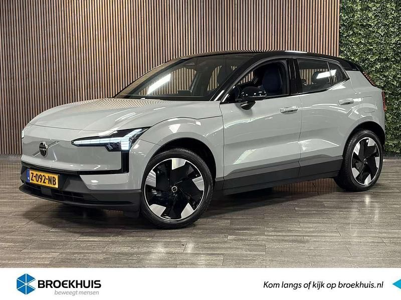 Grijs Gebruikt 2023 Volvo EX30 Plus SUV | € 32.900 (Eerlijke prijs) - Afbeelding 1/4