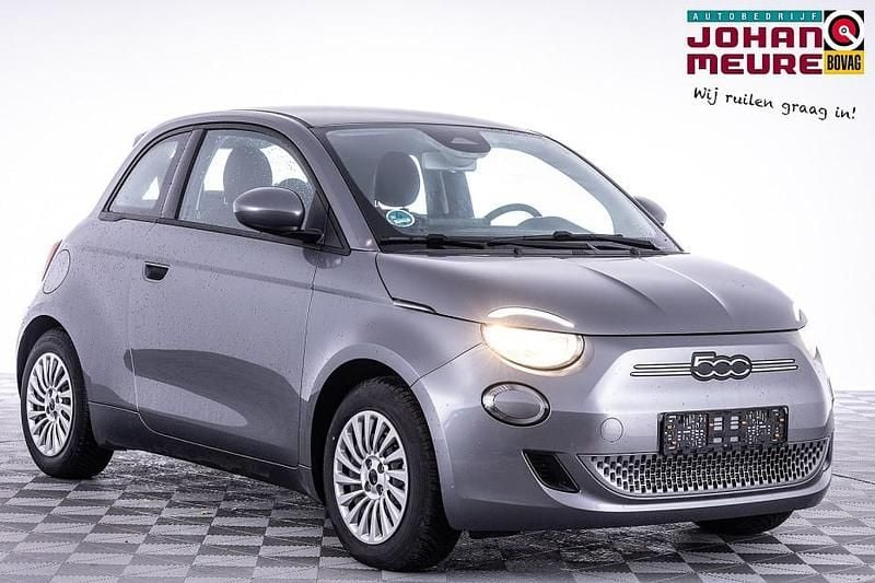 Grijs Gebruikt 2023 Fiat 500e Urban Hatchback | € 17.490 (Goede deal) - Afbeelding 1/4