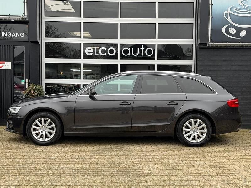 Occasion Audi A4 Business 170 PK (125 kW) 2014 Grijs (metallic) Stationwagen