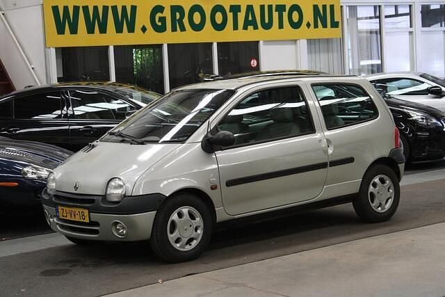 Geel Gebruikt 1999 Renault Twingo Hatchback | € 1.744 (Eerlijke prijs) - Afbeelding 1/4