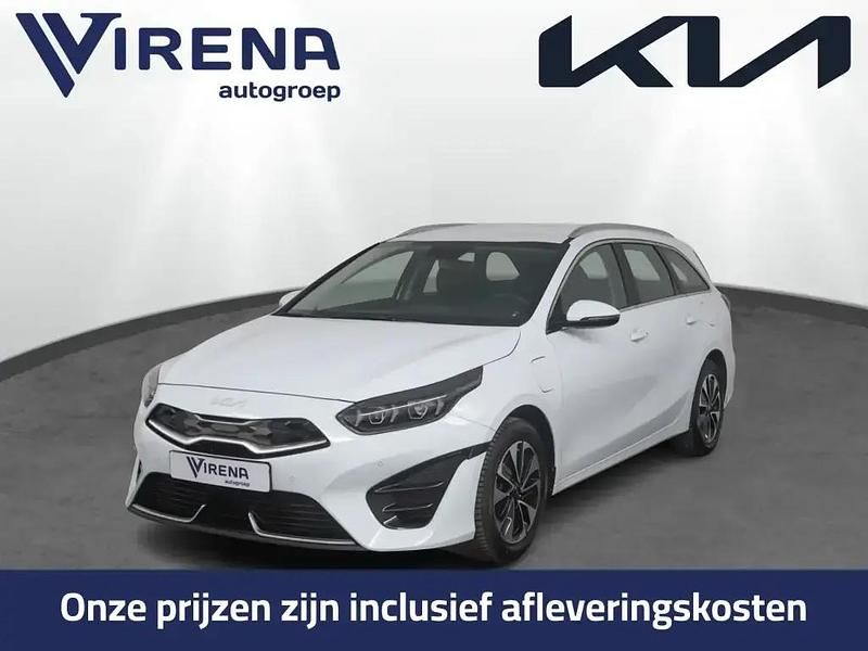 Wit Gebruikt 2024 Kia Ceed Sportswagon Stationwagen | € 27.950 (Eerlijke prijs) - Afbeelding 1/3