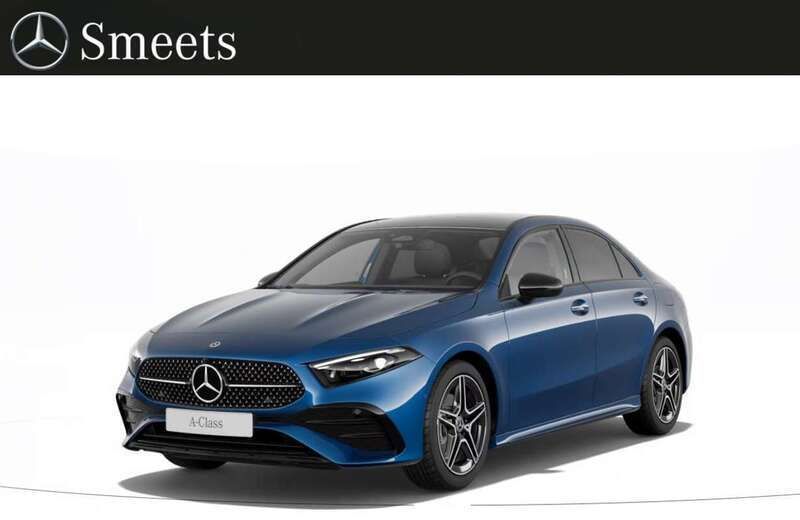 , metallic lak Nieuw 2025 Mercedes A180 AMG line Sedan | € 44.950 (Eerlijke prijs) - Afbeelding 1/3