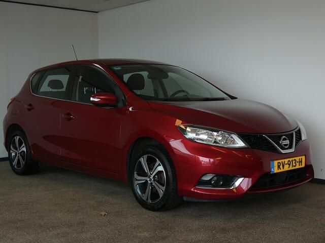 Occasion Nissan Pulsar Acenta 116 PK (85 kW) 2018 Rood Hatchback