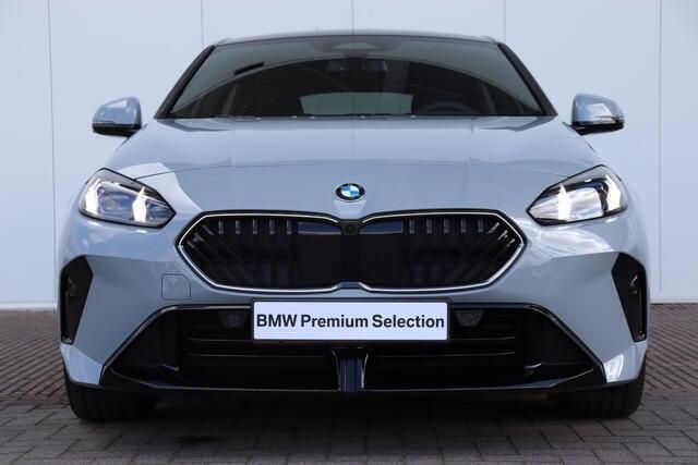 Grijs Gebruikt 2025 BMW 120 M Sport Hatchback | € 41.900 (Super prijs) - Afbeelding 1/3