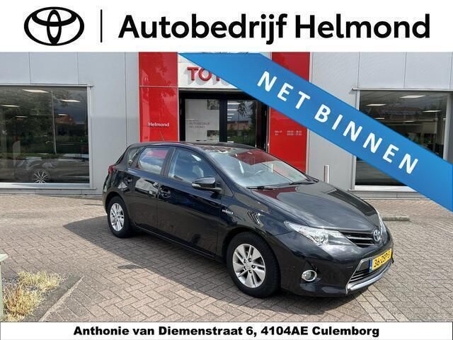 Zwart Gebruikt 2013 Toyota Auris Hatchback | € 12.150 (Eerlijke prijs) - Afbeelding 1/4