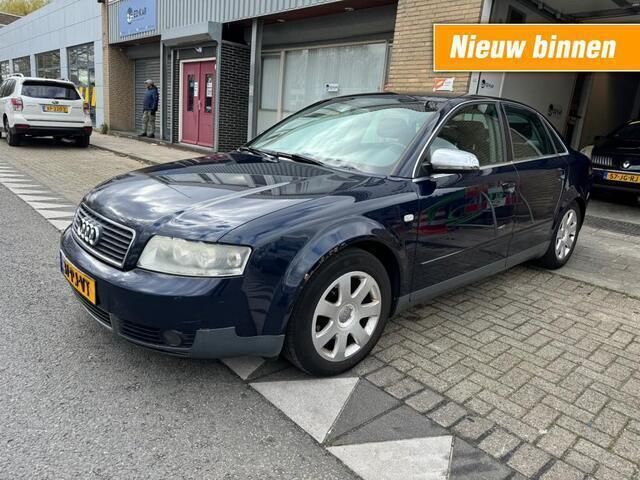 Blauw Gebruikt 2004 Audi A4 Proline Sedan | € 1.995 - Afbeelding 1/4