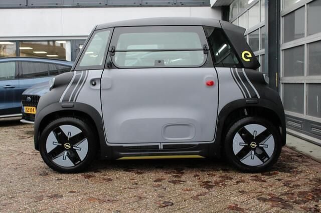 Occasion Opel Rocks-e Rocks 2024 Grijs Hatchback