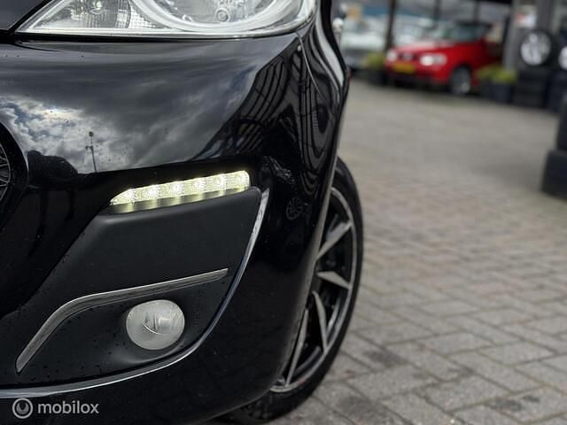 Occasion Peugeot 107 Envy 68 PK (50 kW) 2012 Zwart Hatchback