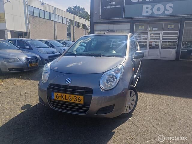 Grijs Gebruikt 2013 Suzuki Alto Exclusive Hatchback | € 5.250 (Eerlijke prijs) - Afbeelding 1/4