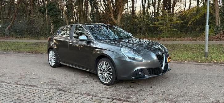Gebruikt 2011 Alfa Romeo Giulietta | € 5.999 (Eerlijke prijs) - Afbeelding 1/4