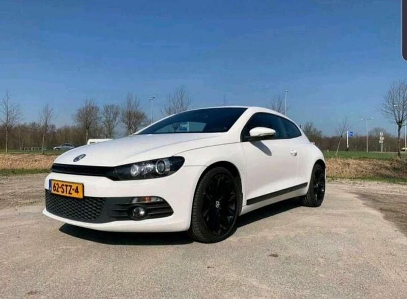 Wit Gebruikt 2010 VW Scirocco Highline Coupé | € 4.500 (Goede deal) - Afbeelding 1/2